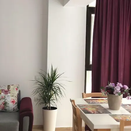 Apartment Seashells Mamaia Nord